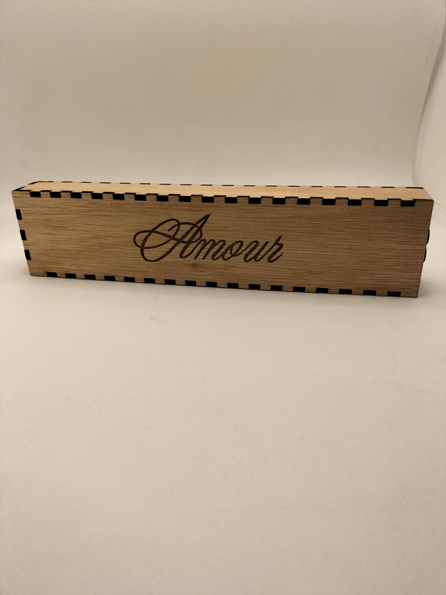 Rose d'amour dans son écrin